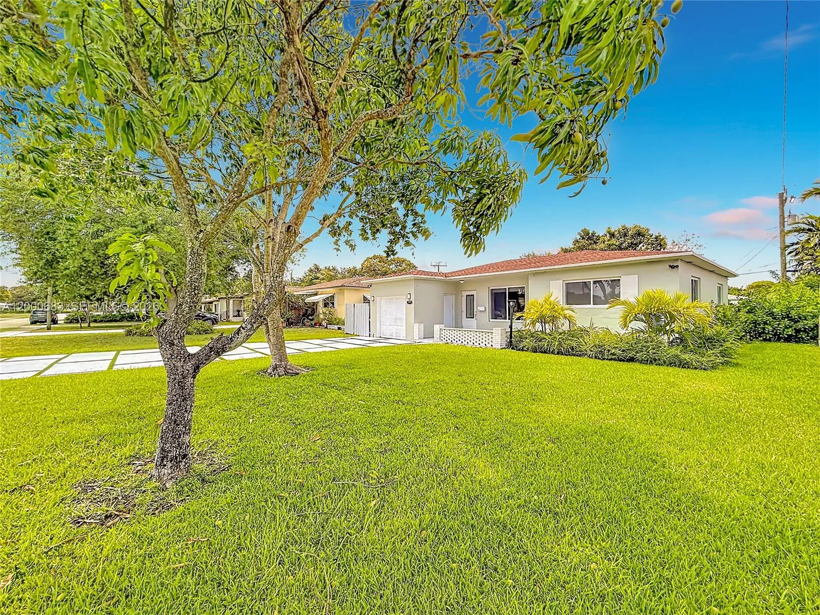 1979 NE 176, North Miami Beach FL 33162