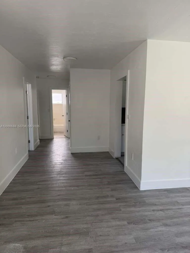 2550 NE 182nd St # 2550, North Miami Beach FL 33160