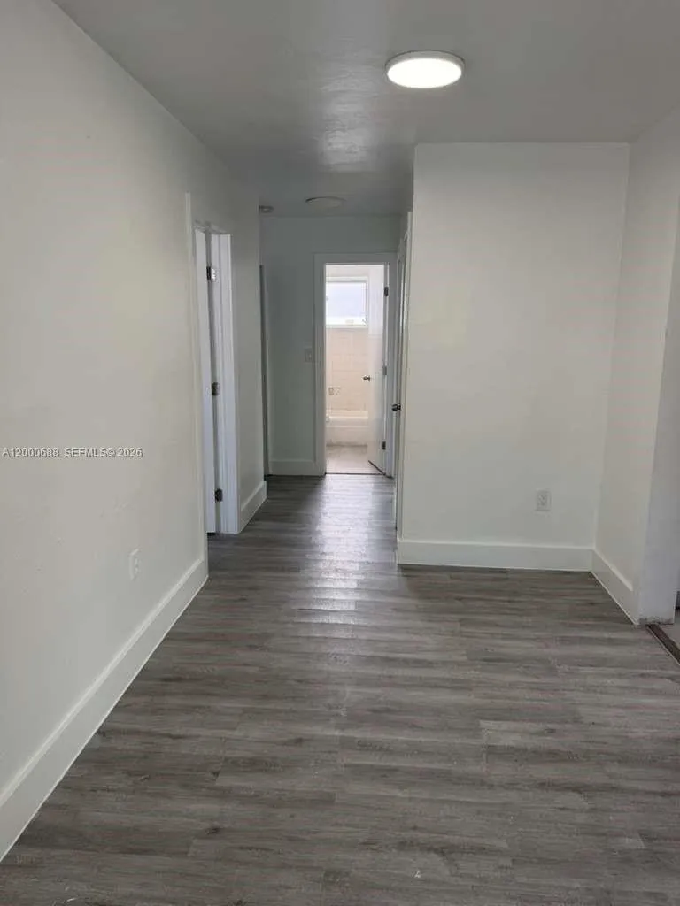 2550 NE 182nd St # 2550, North Miami Beach FL 33160