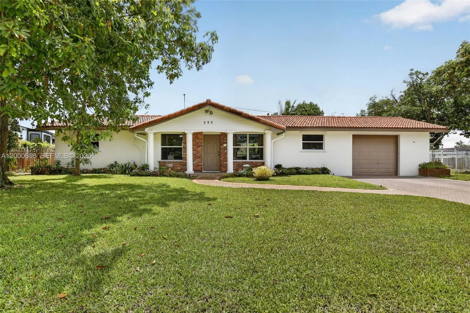 3 bedroom 2 bath for sale at 292 SW 52nd Ave, Plantation FL 33317