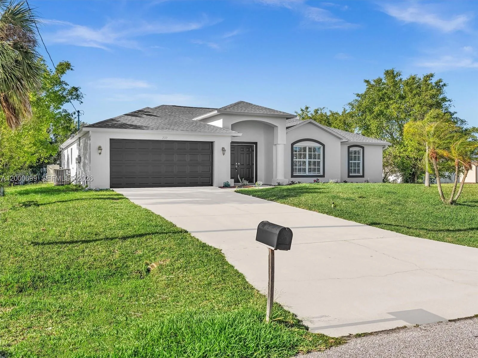 2022 NW 9th Terrace, Cape Coral FL 33993
