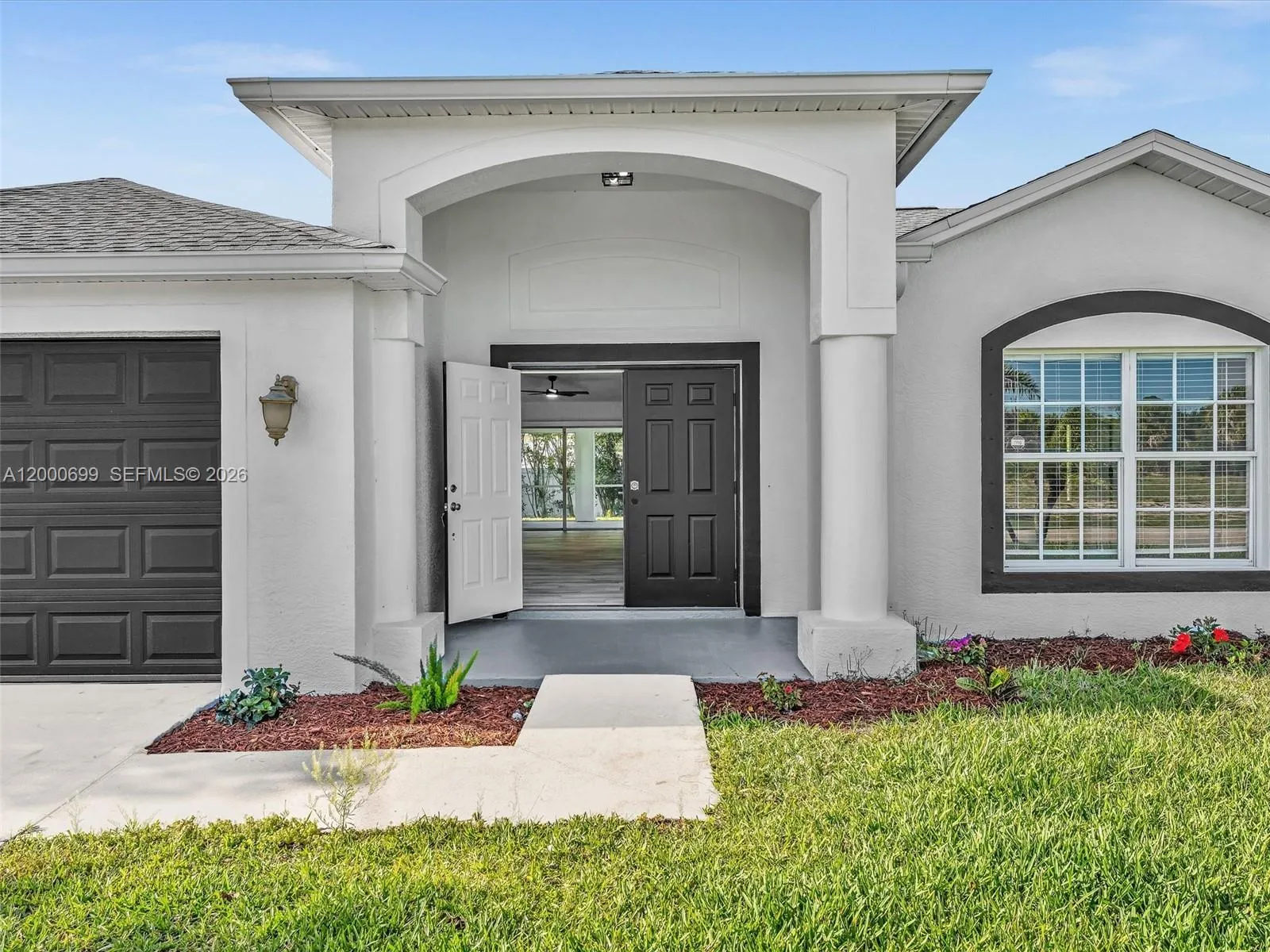 2022 NW 9th Terrace, Cape Coral FL 33993