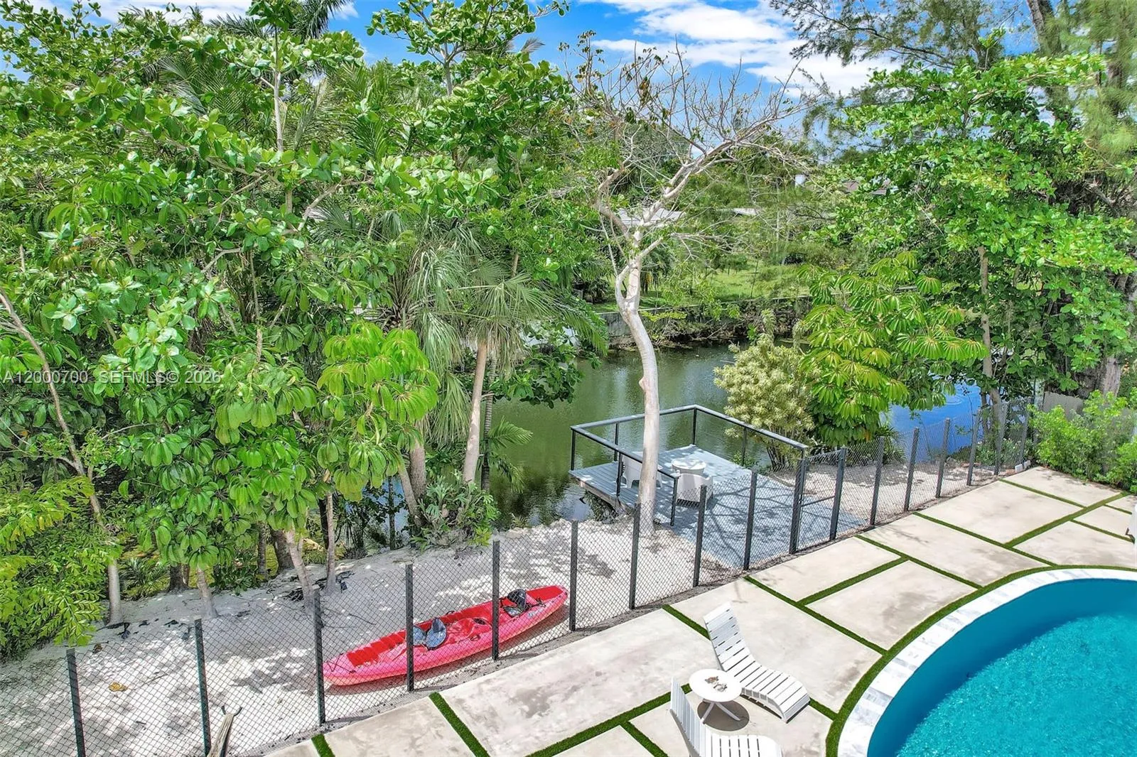 7142 SW 65th Ave, South Miami FL 33143