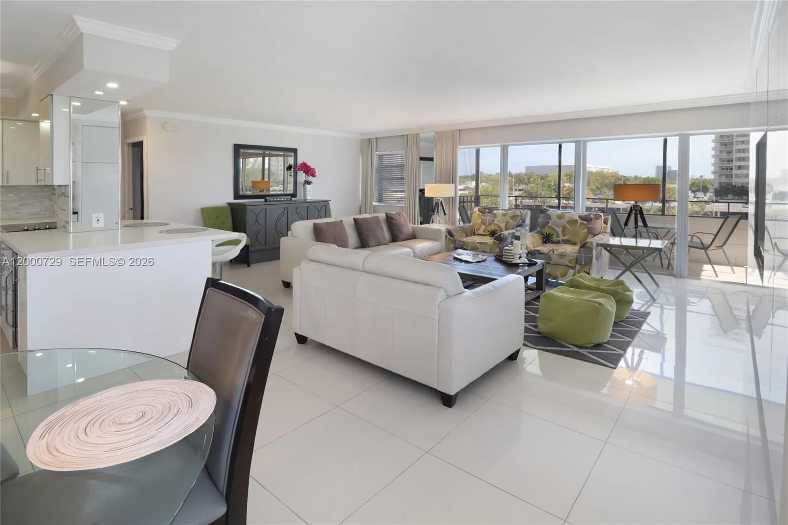 220 N Kings Point Dr # 415, Sunny Isles Beach FL 33160