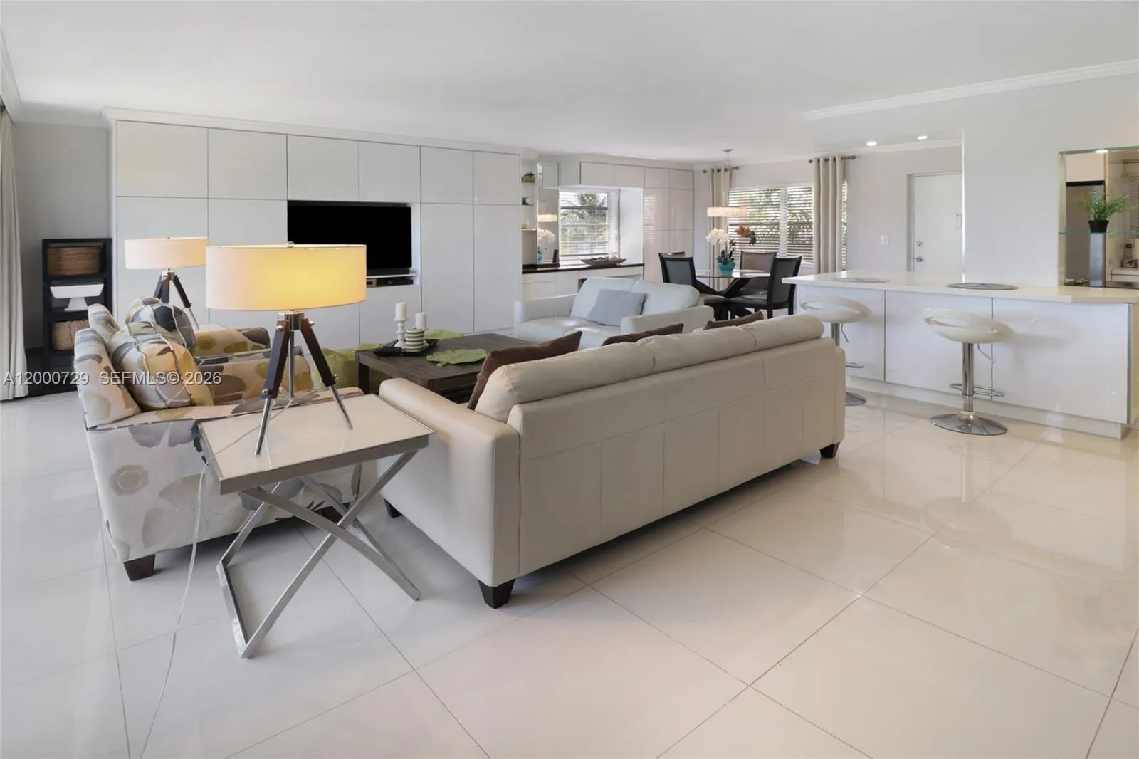 220 N Kings Point Dr # 415, Sunny Isles Beach FL 33160