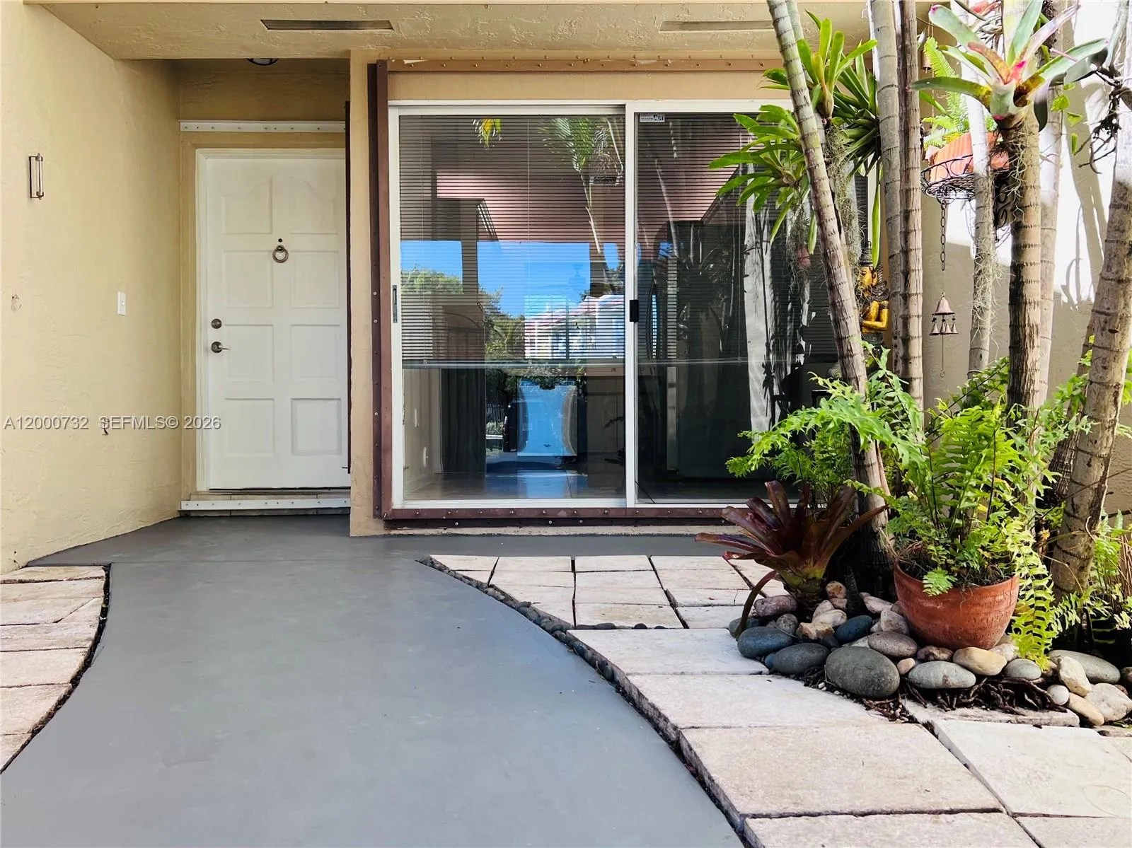 4530 NW 102nd Ct, Doral FL 33178