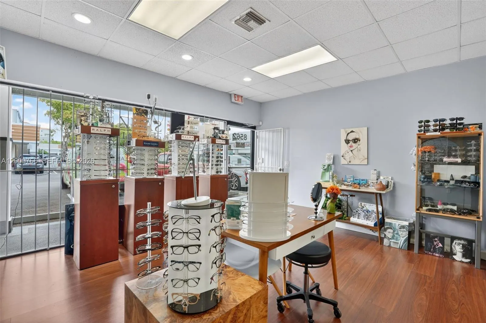 8562 SW 8th St, Miami FL 33144