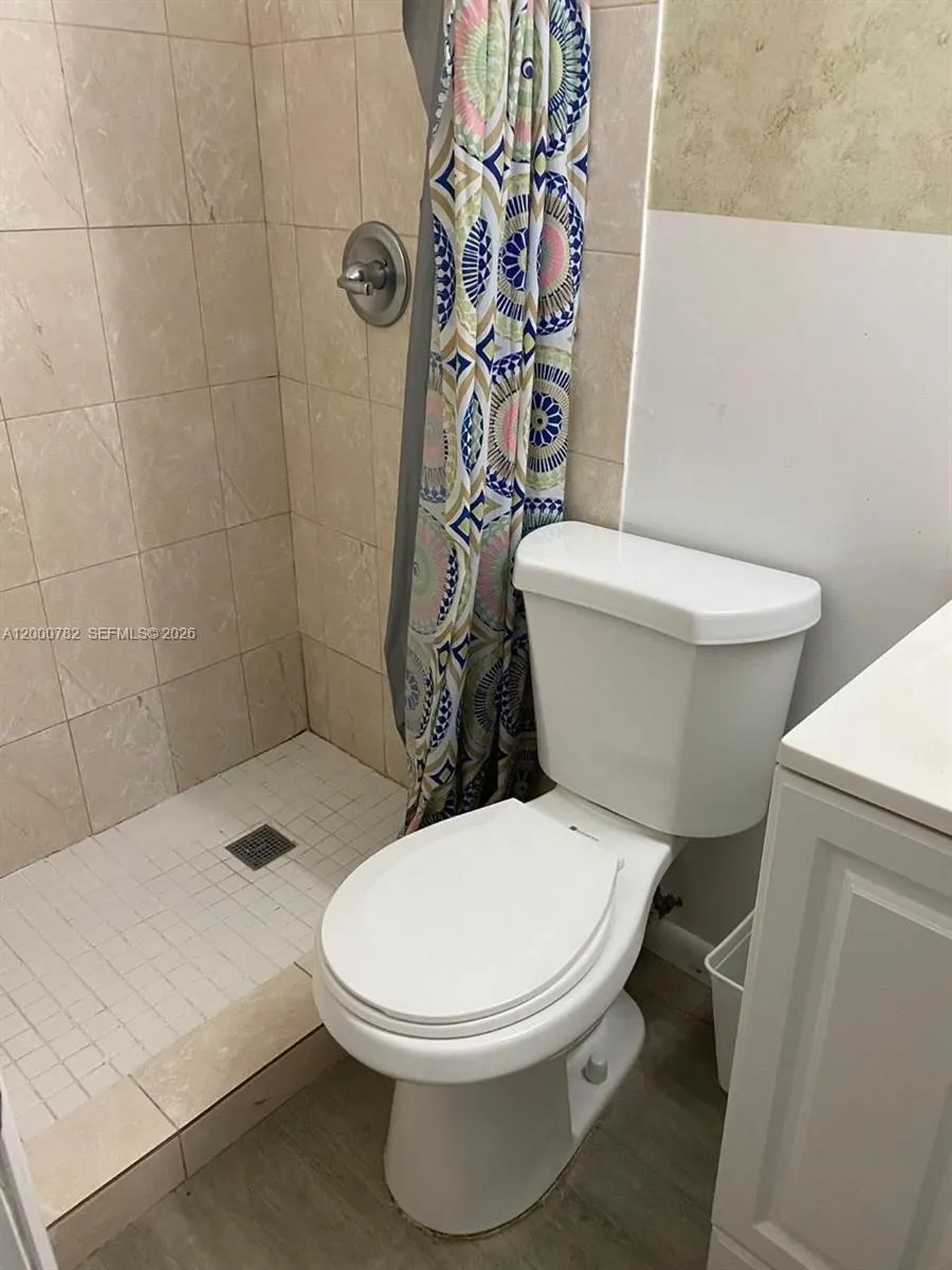 7175 SW 23rd St # 3, Miami FL 33155