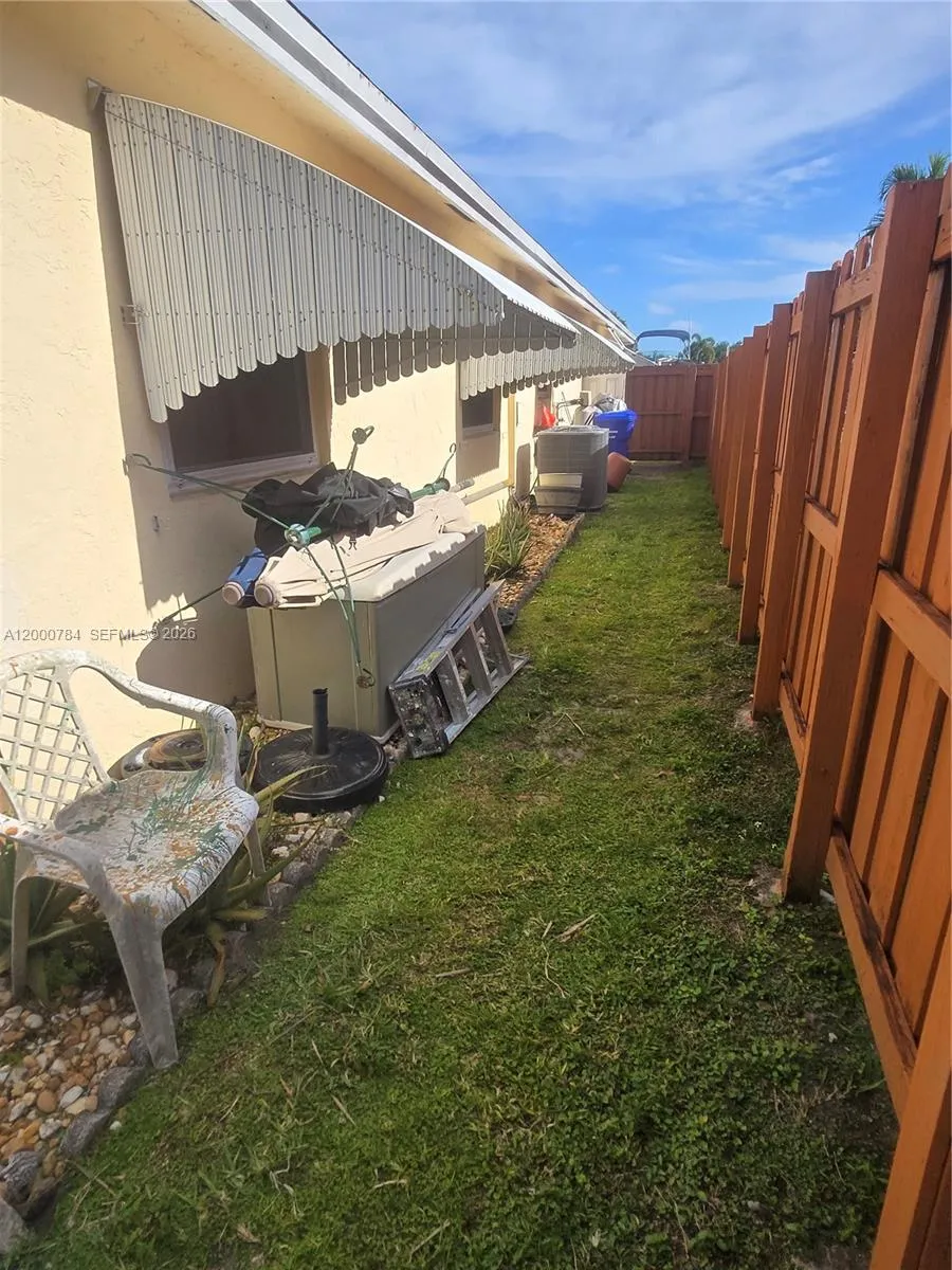 2635 Taylor St, Hollywood FL 33020