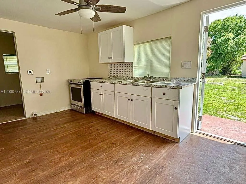 514 27th N St # B, Fort Pierce FL 34947