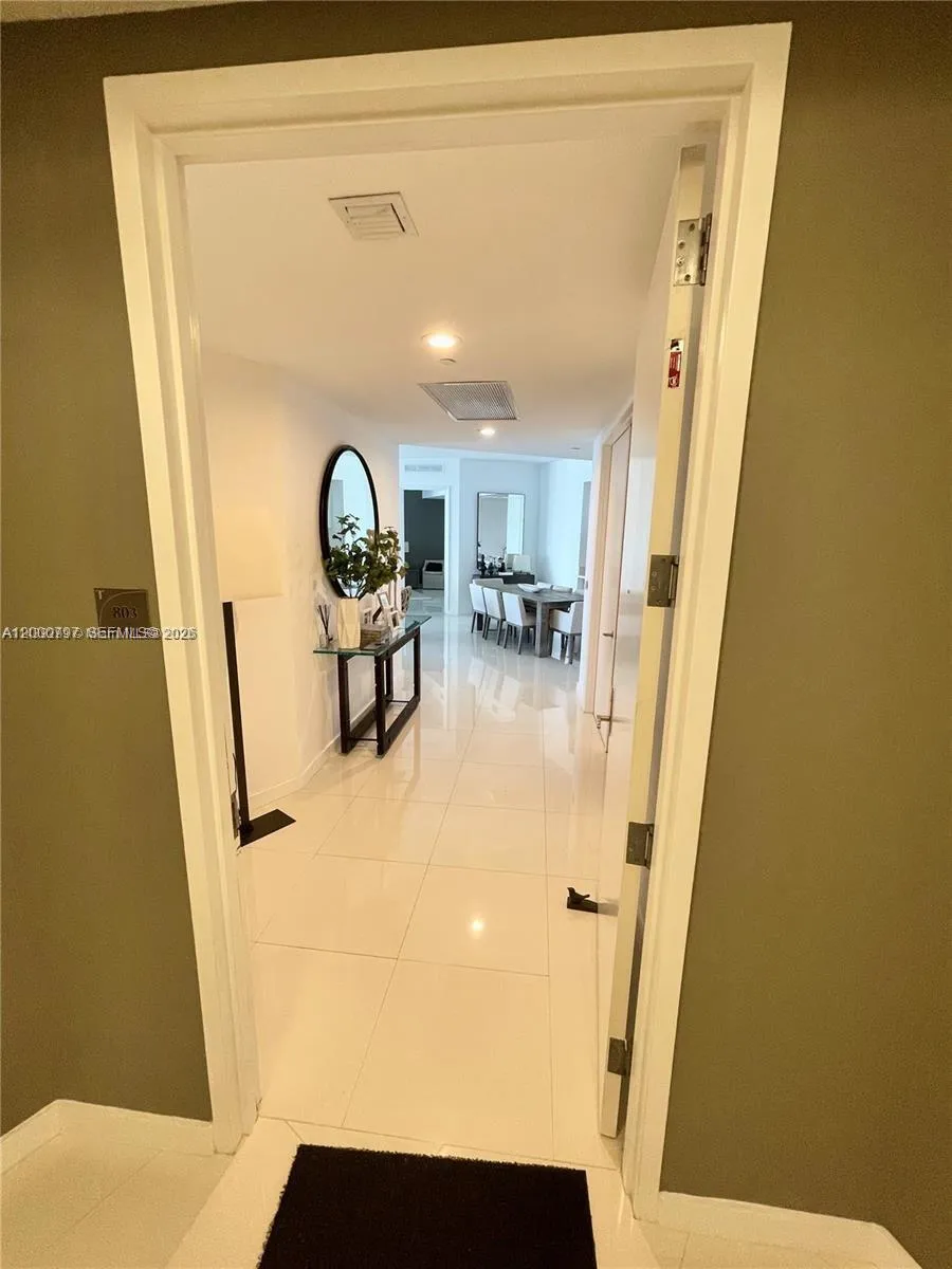 15811 Collins Ave # 803, Sunny Isles Beach FL 33160