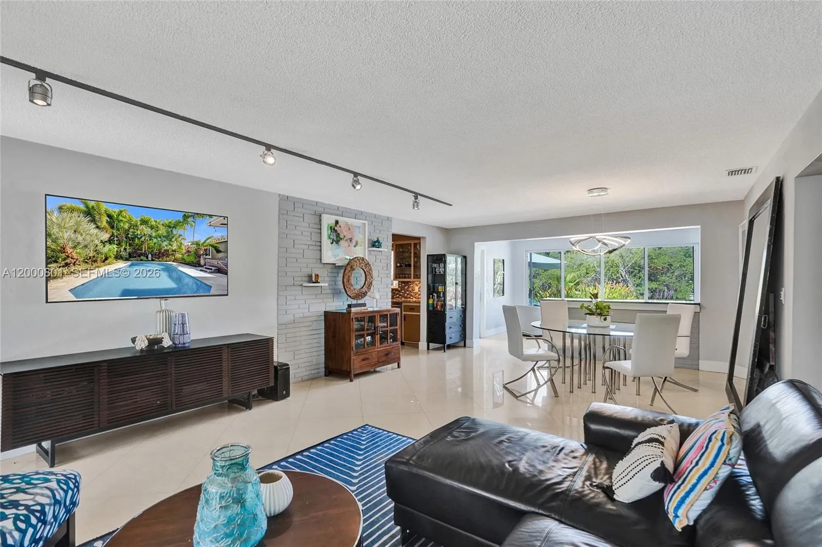 417 NE 29th St, Wilton Manors FL 33334