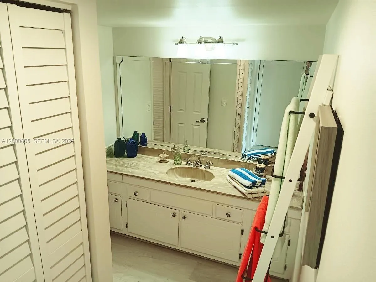 9900 S Ocean Dr # 106, Jensen Beach FL 34957