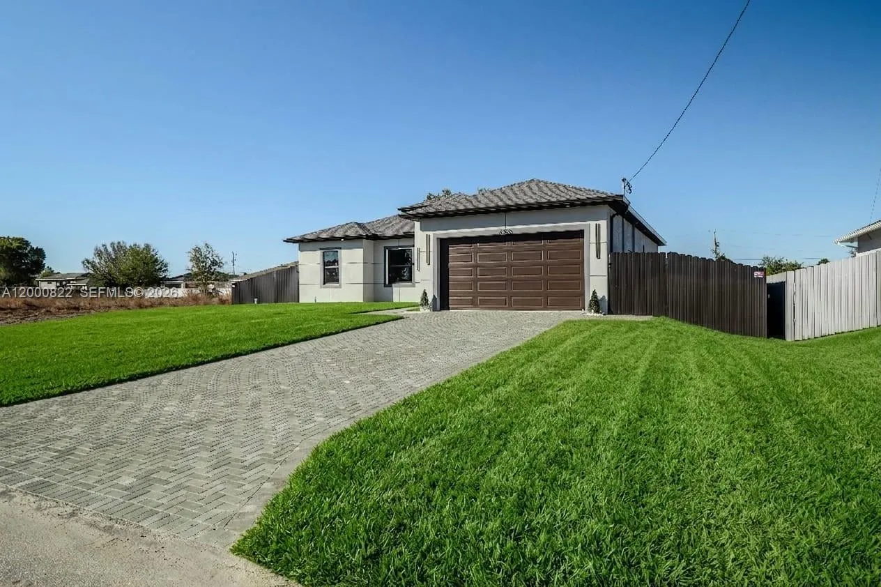 3206 14th ST SW, Lehigh Acres FL 33976