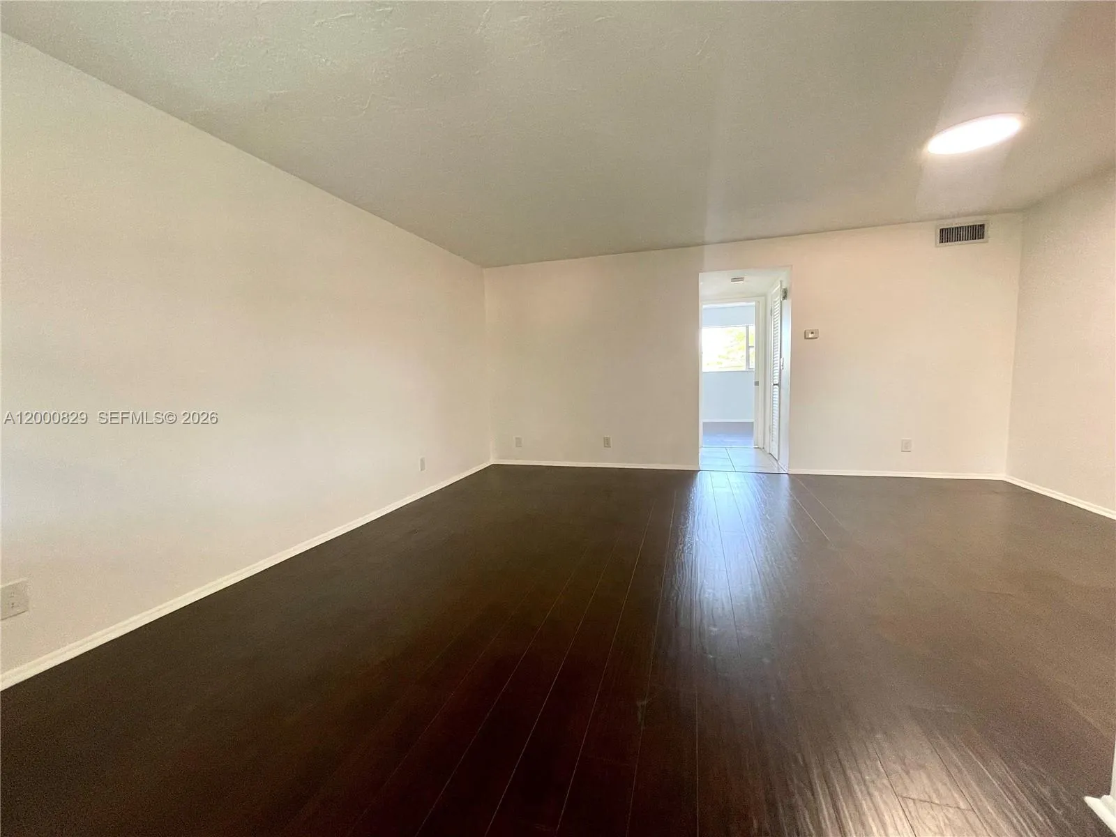 250 Layne Blvd # 204, Hallandale Beach FL 33009