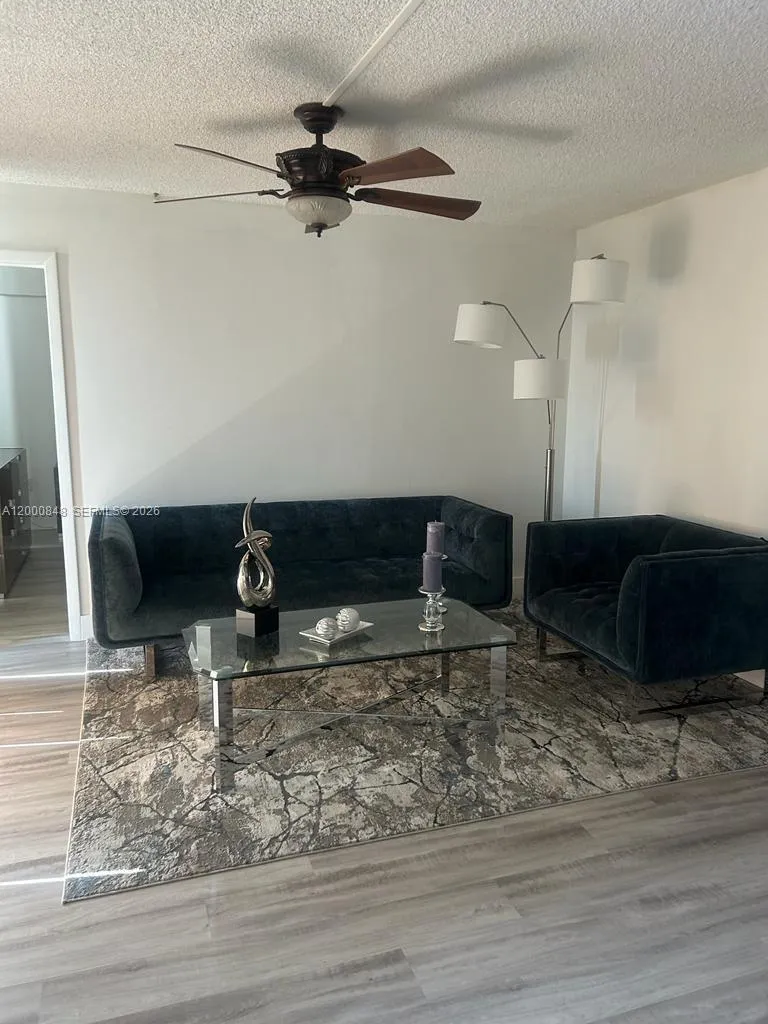 11790 SW 18th St # 3, Miami FL 33175