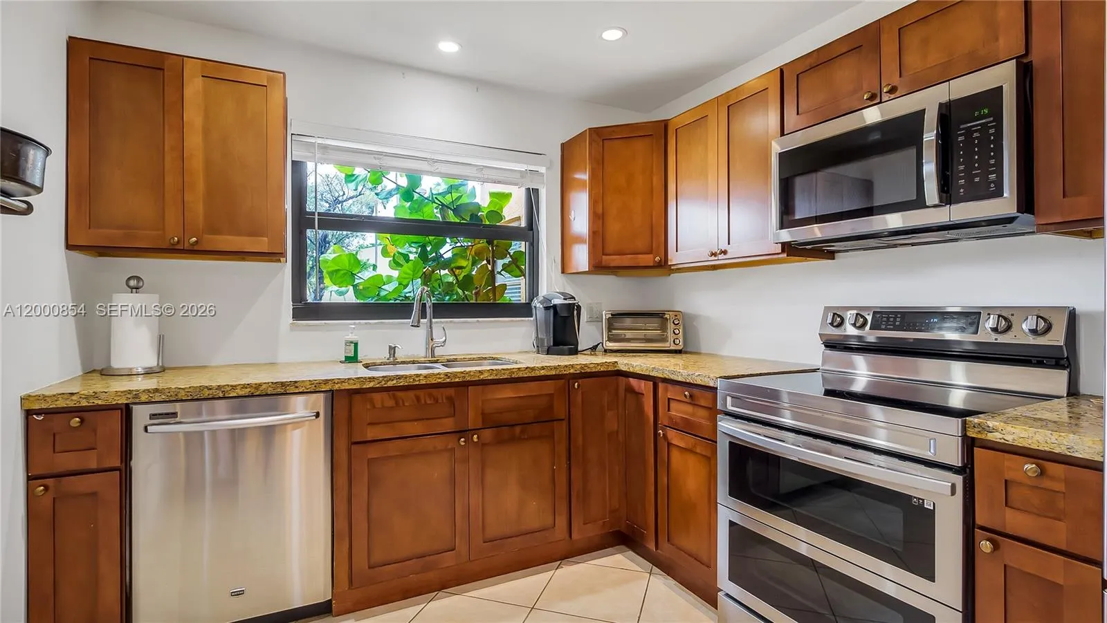 1541 NW 92nd Ave # 186, Pembroke Pines FL 33024