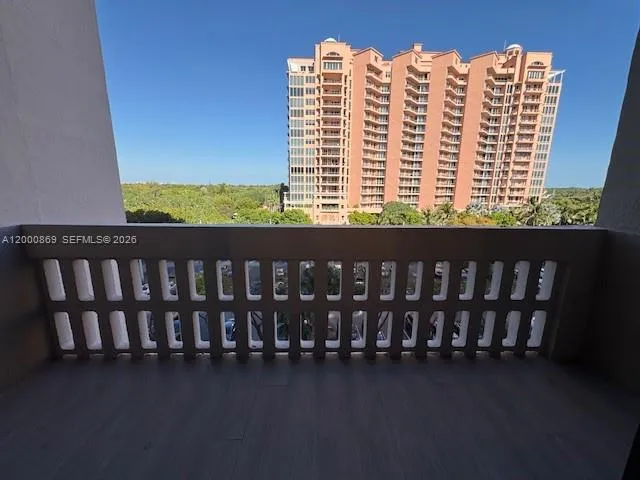 90 Edgewater Dr # 606, Coral Gables FL 33133