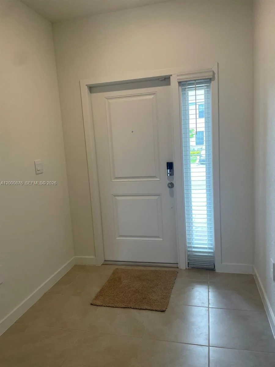 1386 NE 3rd Ave, Florida City FL 33034