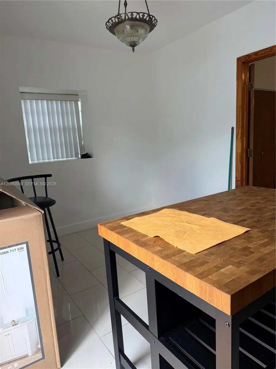 13410 SW 81st St # 2, Miami FL 33183