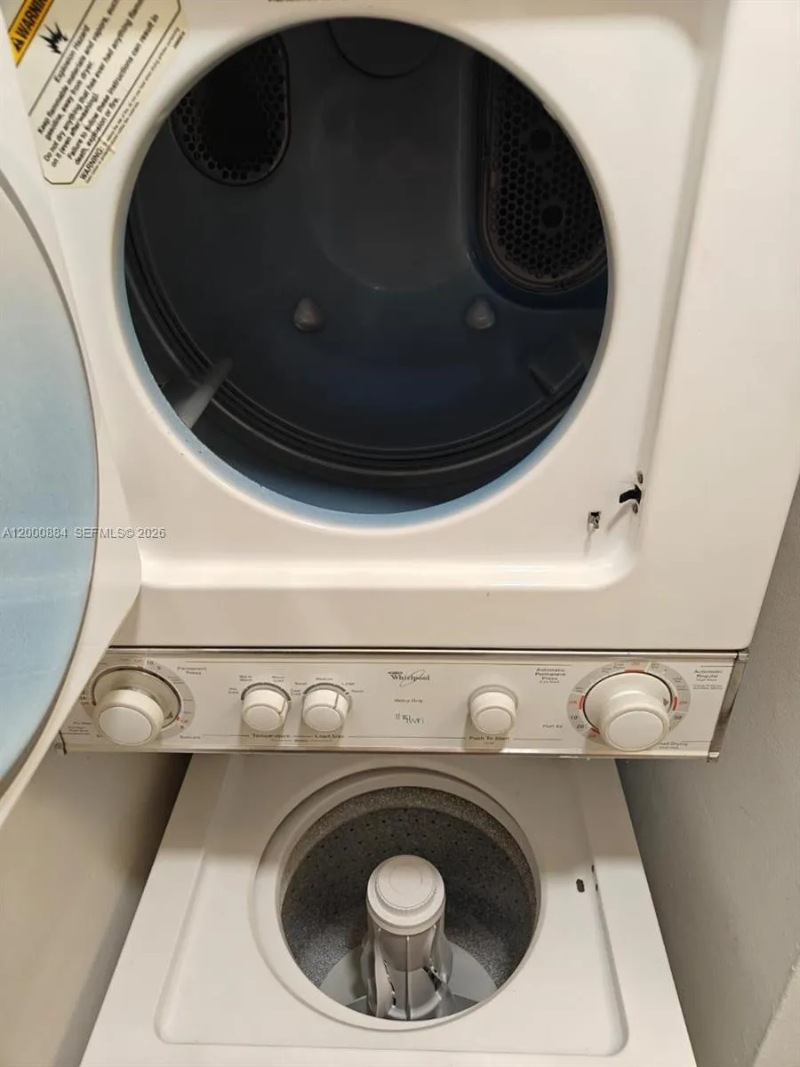 10228 Twin Lakes Dr, Coral Springs FL 33071