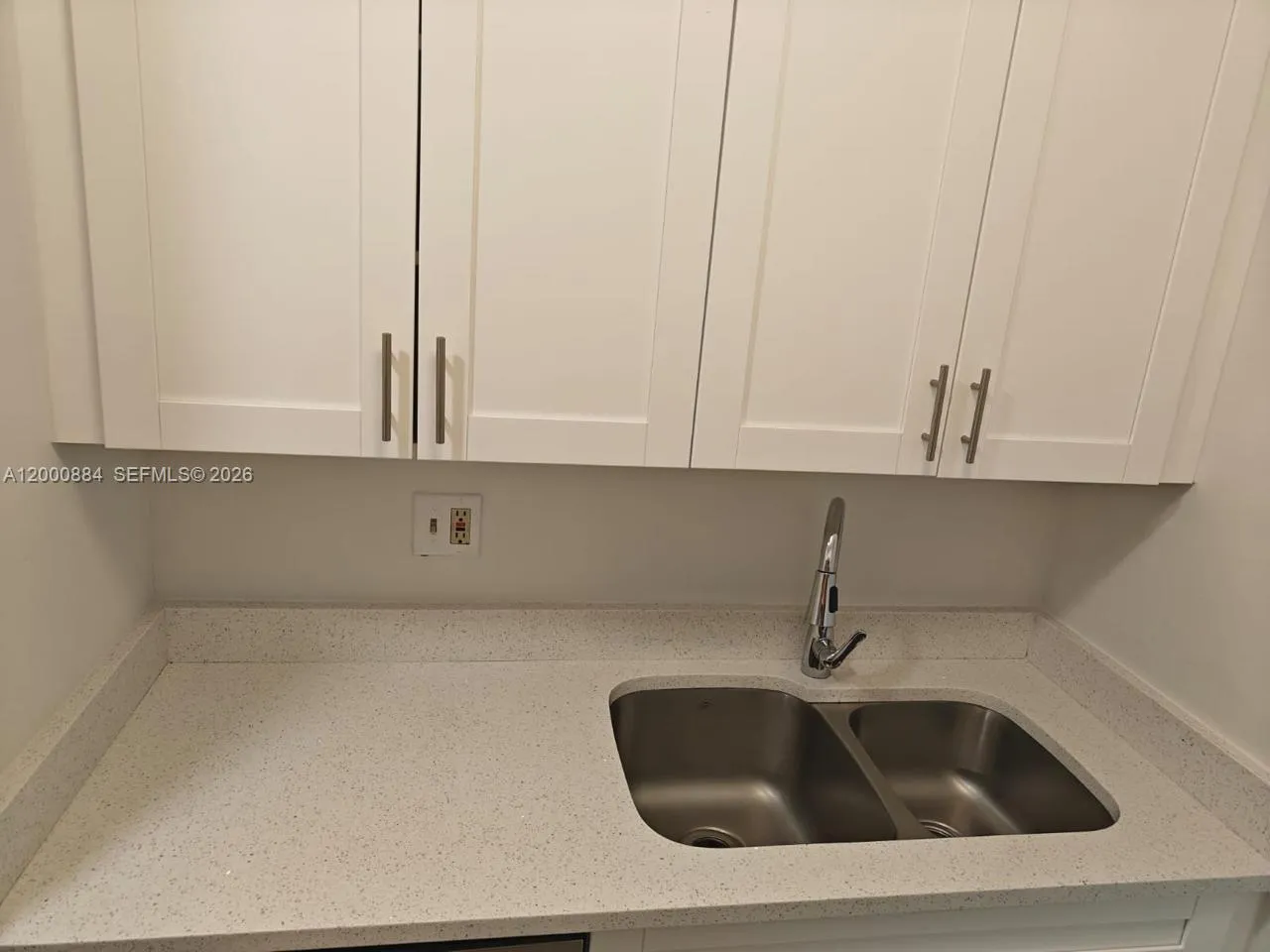 10228 Twin Lakes Dr, Coral Springs FL 33071