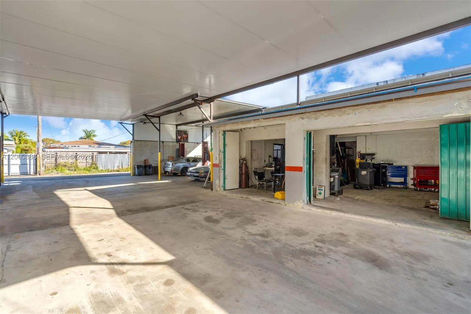 3219 SW 8th St, Miami FL 33135