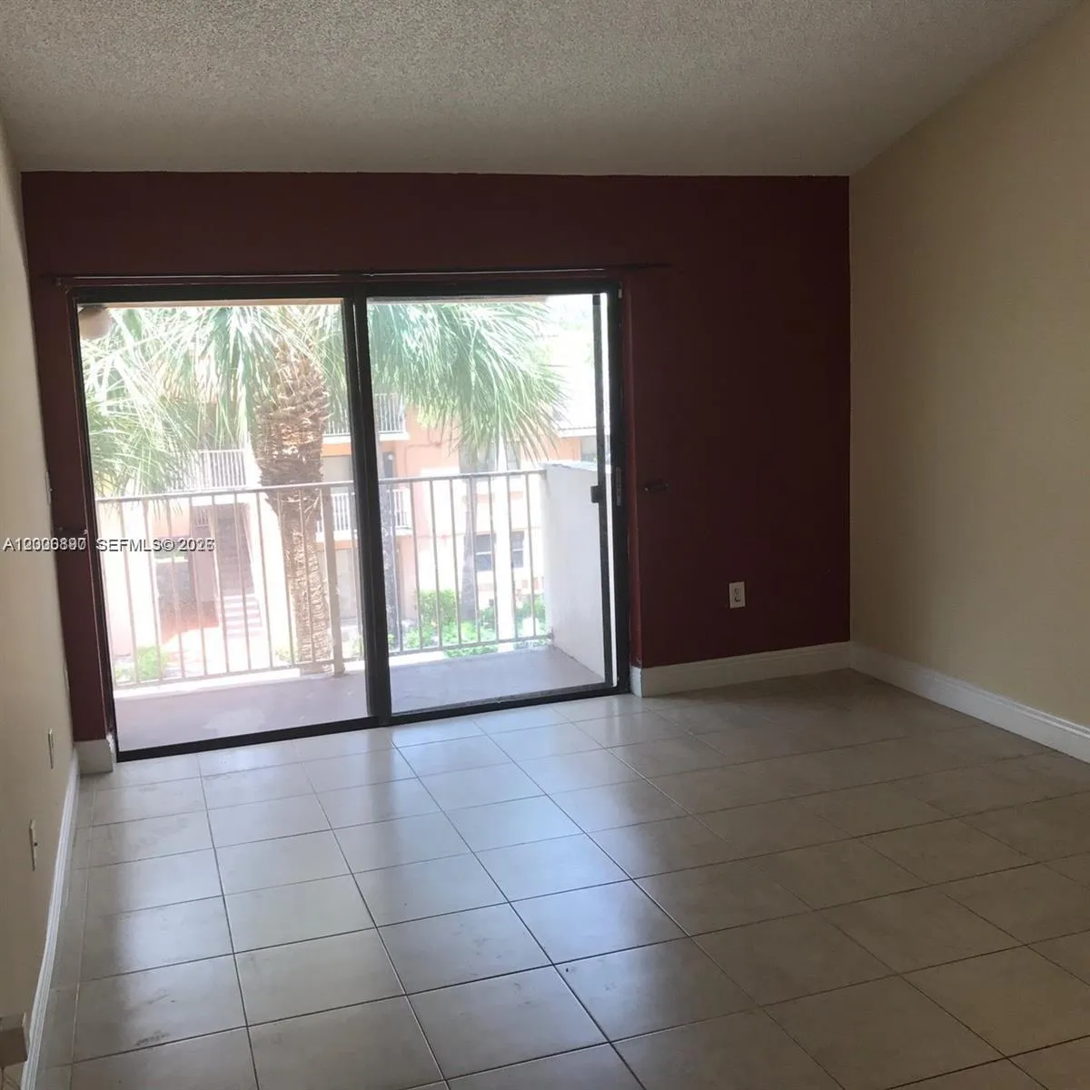 7200 NW 179th St # 302, Hialeah FL 33015