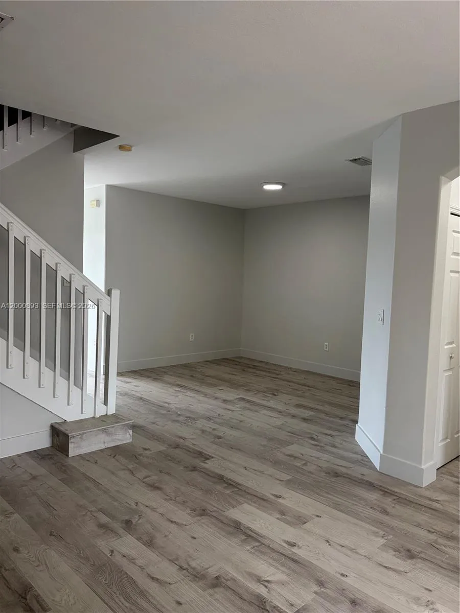 10947 NW 79th St, Doral FL 33178