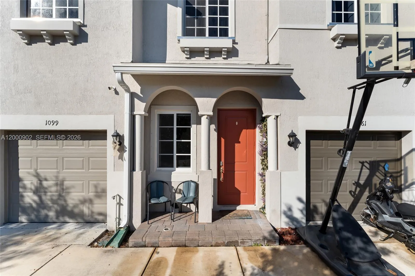 1061 NW 208th Ter, Miami Gardens FL 33169