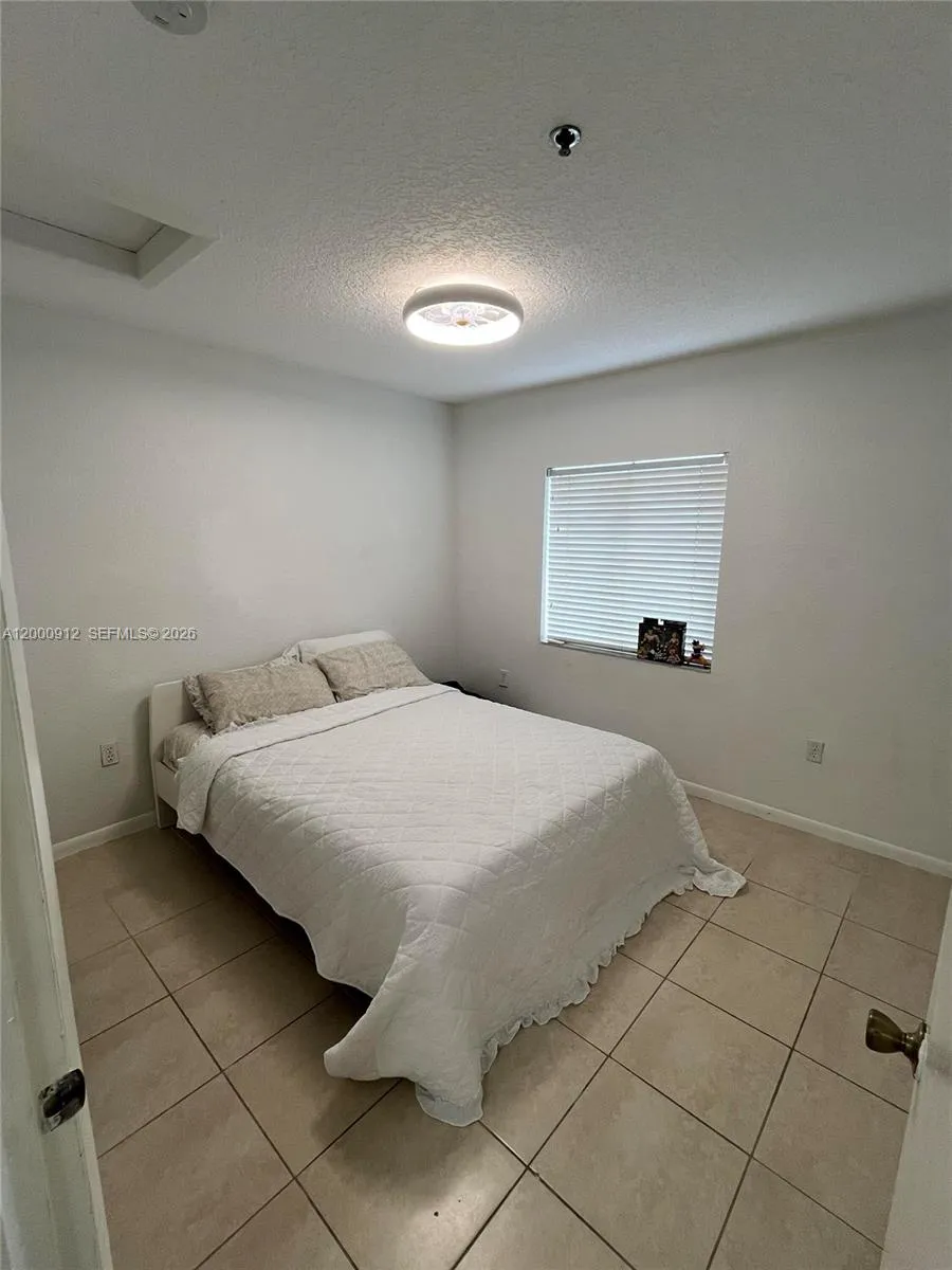 171 Riviera Cir # 61, Weston FL 33326