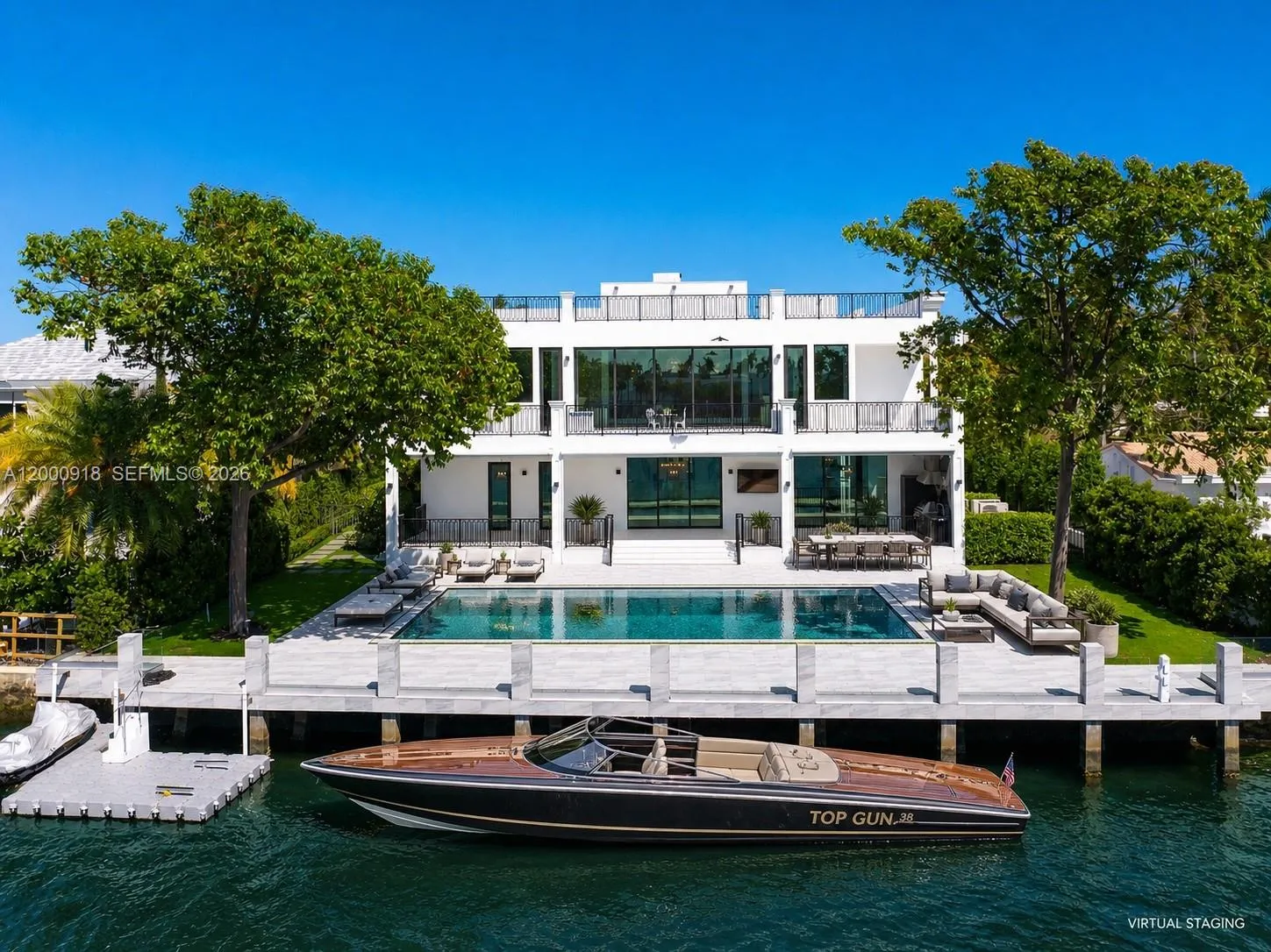 1239 Middle River Dr, Fort Lauderdale FL 33304