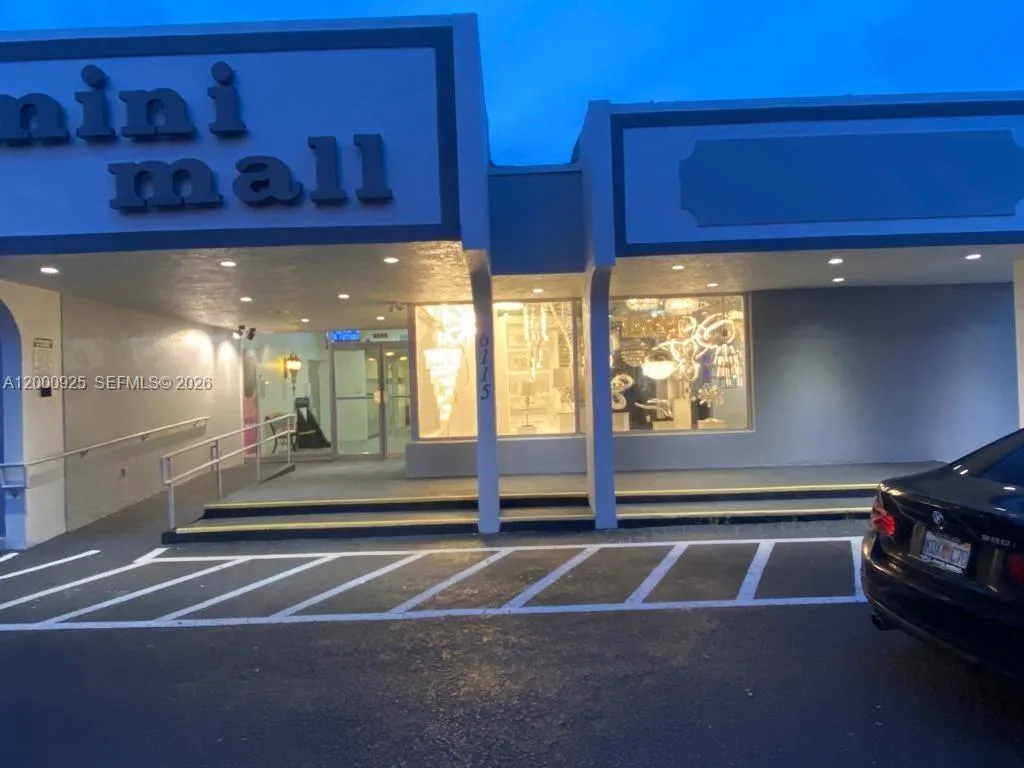 6115 Miramar Pkwy, Miramar FL 33023