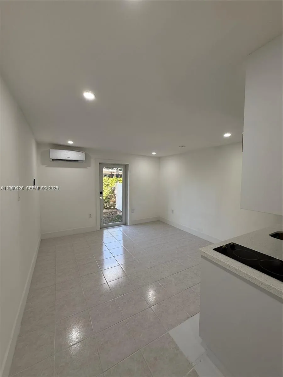 6820 SW 5th St # 1, Miami FL 33144