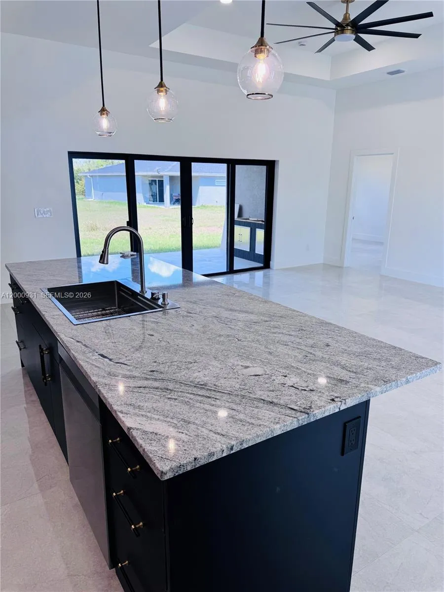 700 Biscayne Dr, Port Charlotte FL 33953