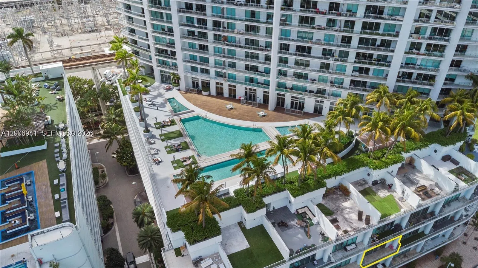 90 SW 3rd St # 2908, Miami FL 33130