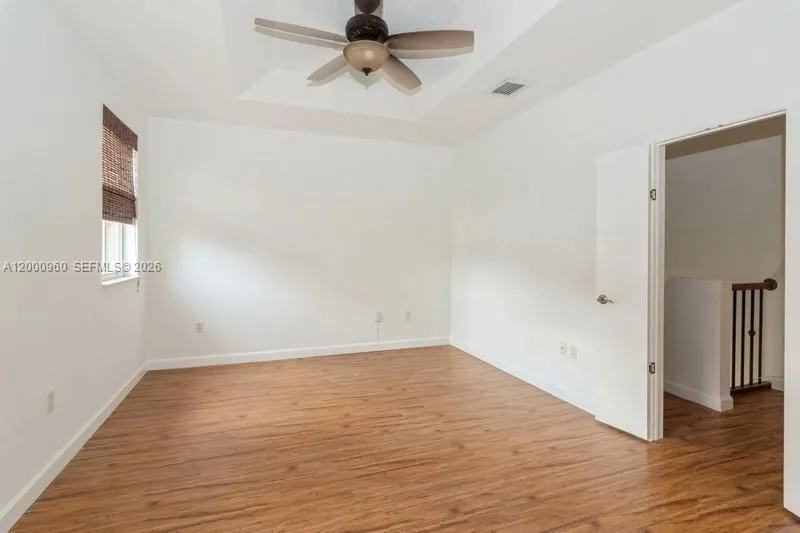 10884 SW 89th St, Miami FL 33176