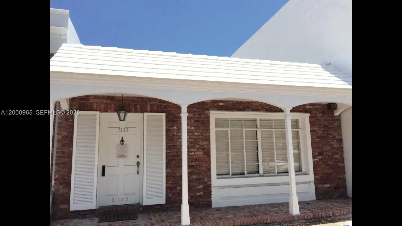 3113 Ponce De Leon Blvd, Coral Gables FL 33134