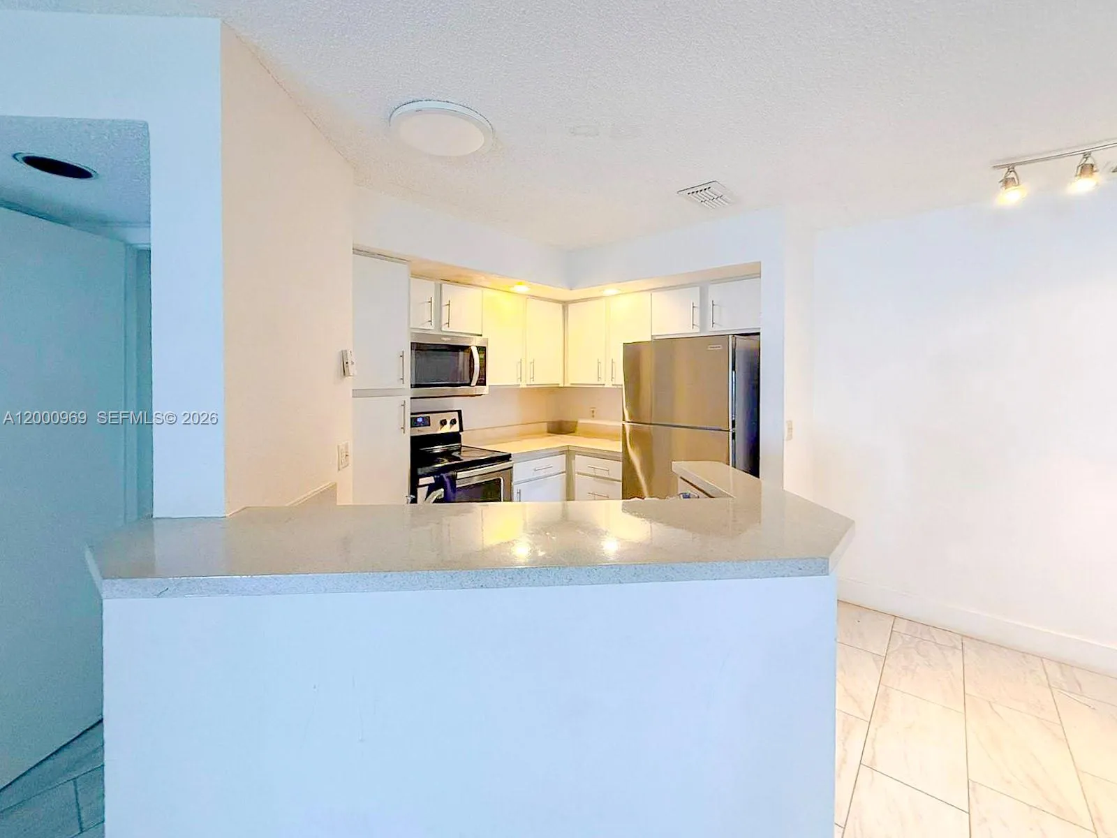 3440 N Pinewalk Dr N # 518, Margate FL 33063