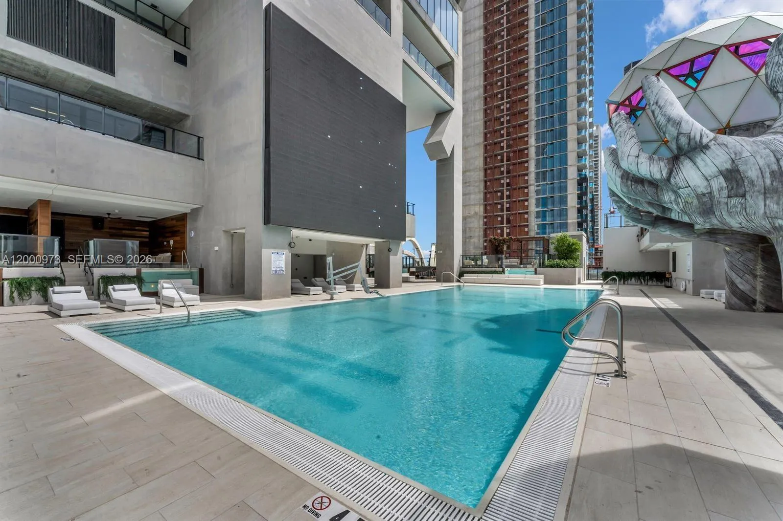 20 NE 11th # 3407, Miami FL 33132