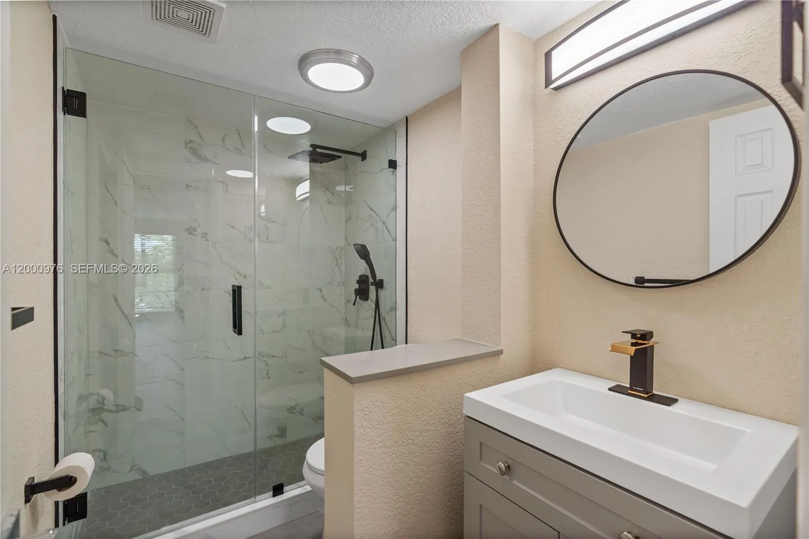 9441 SW 76th St # V32, Miami FL 33173