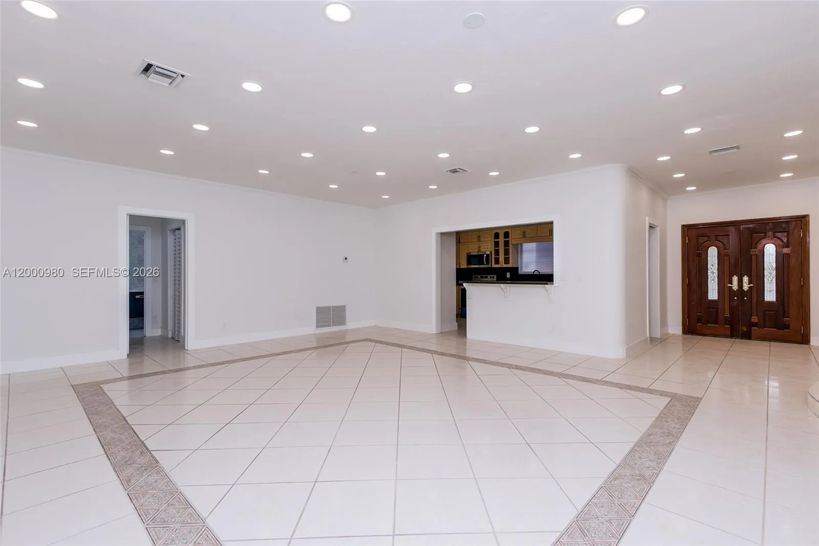 840 NE 182nd Ter, North Miami Beach FL 33162