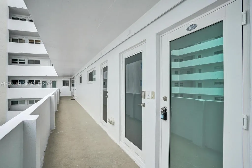 710 N Ocean Blvd # 812, Pompano Beach FL 33062