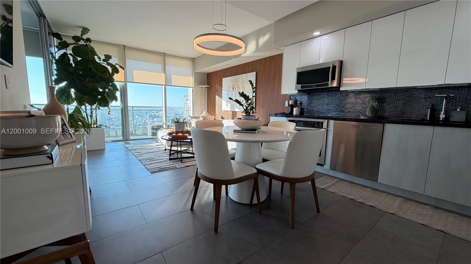 92 SW 3rd St # 3607, Miami FL 33130