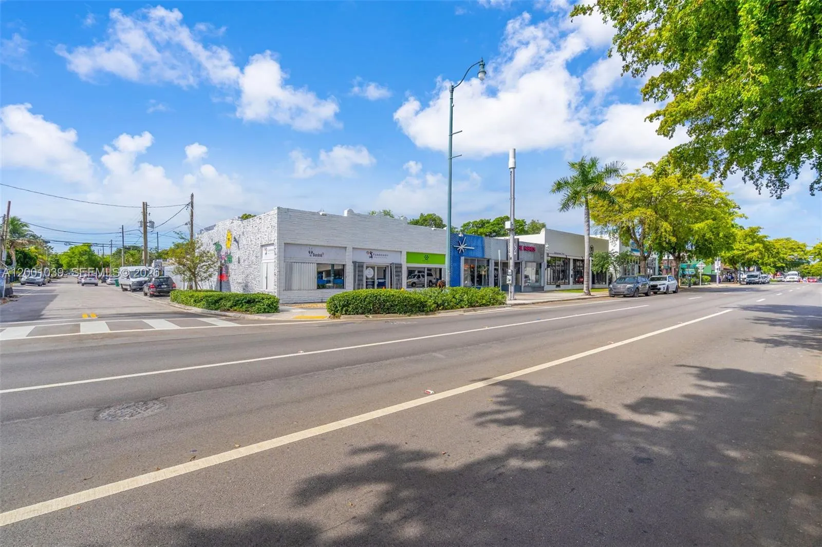 1000 SW 8th St, Miami FL 33130