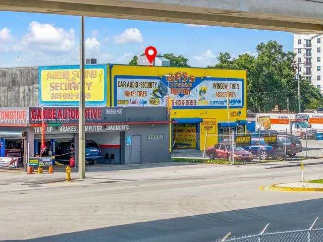 3030 NW 79th St, Miami FL 33147