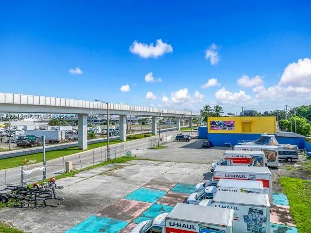 3030 NW 79th St, Miami FL 33147