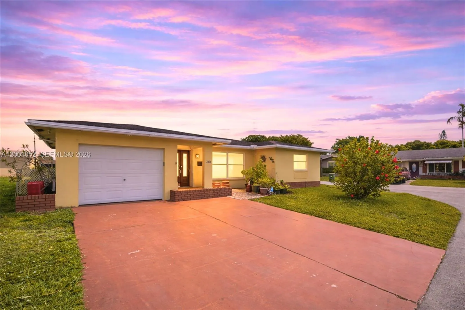 7301 NW 57th Pl, Tamarac FL 33321