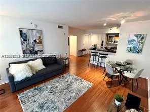 2775 NE 187th St # 319, Aventura FL 33180