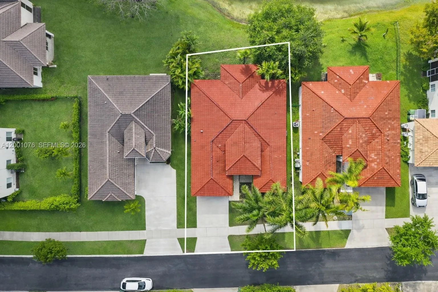 690 SE 30th Dr, Homestead FL 33033